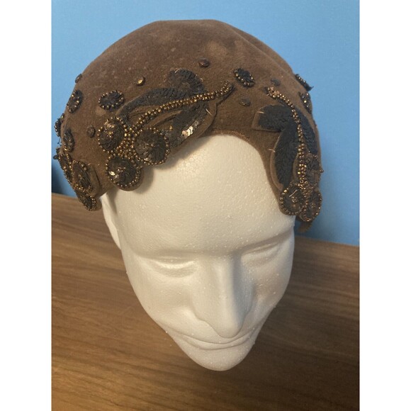 Lilyan models Accessories - Lilyan Models Merrimac Peachbloom Brown Velour Fascinator Hat Beaded Sequins VTG